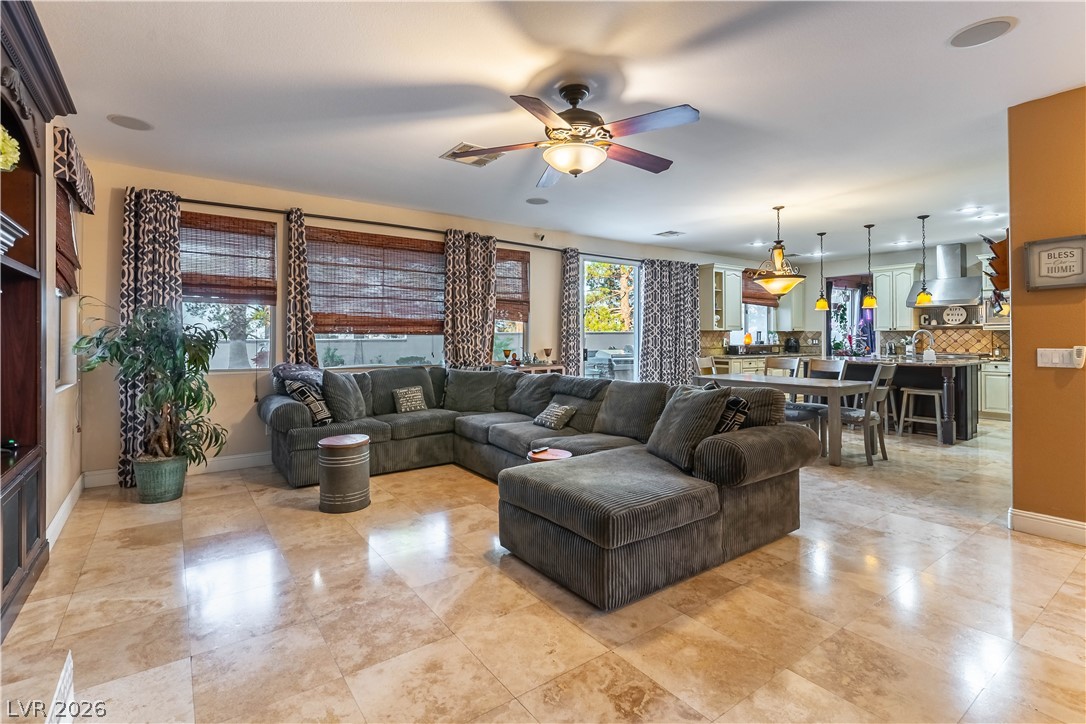 324 Glistening Cloud Drive Property Photo 15