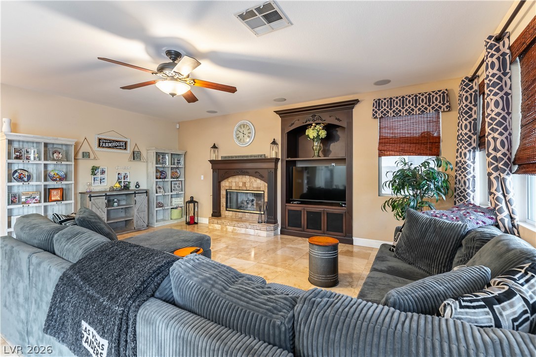 324 Glistening Cloud Drive Property Photo 18
