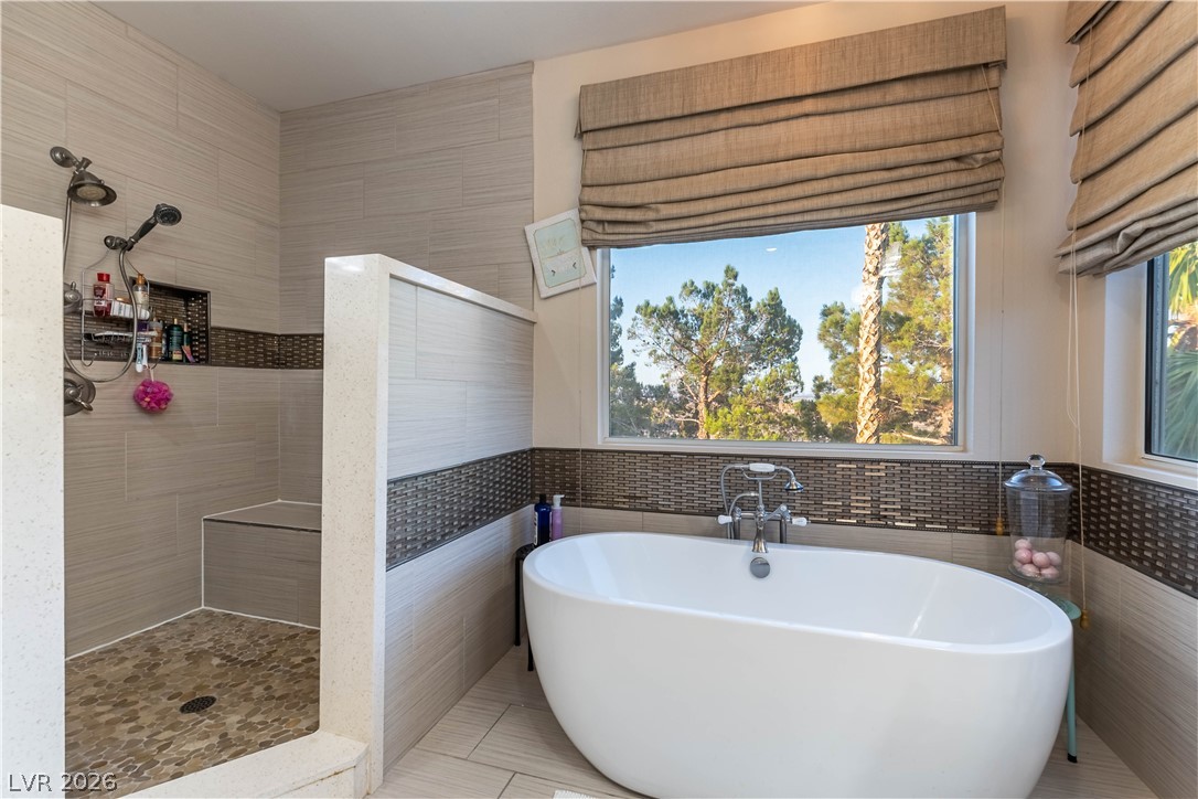 324 Glistening Cloud Drive Property Photo 32