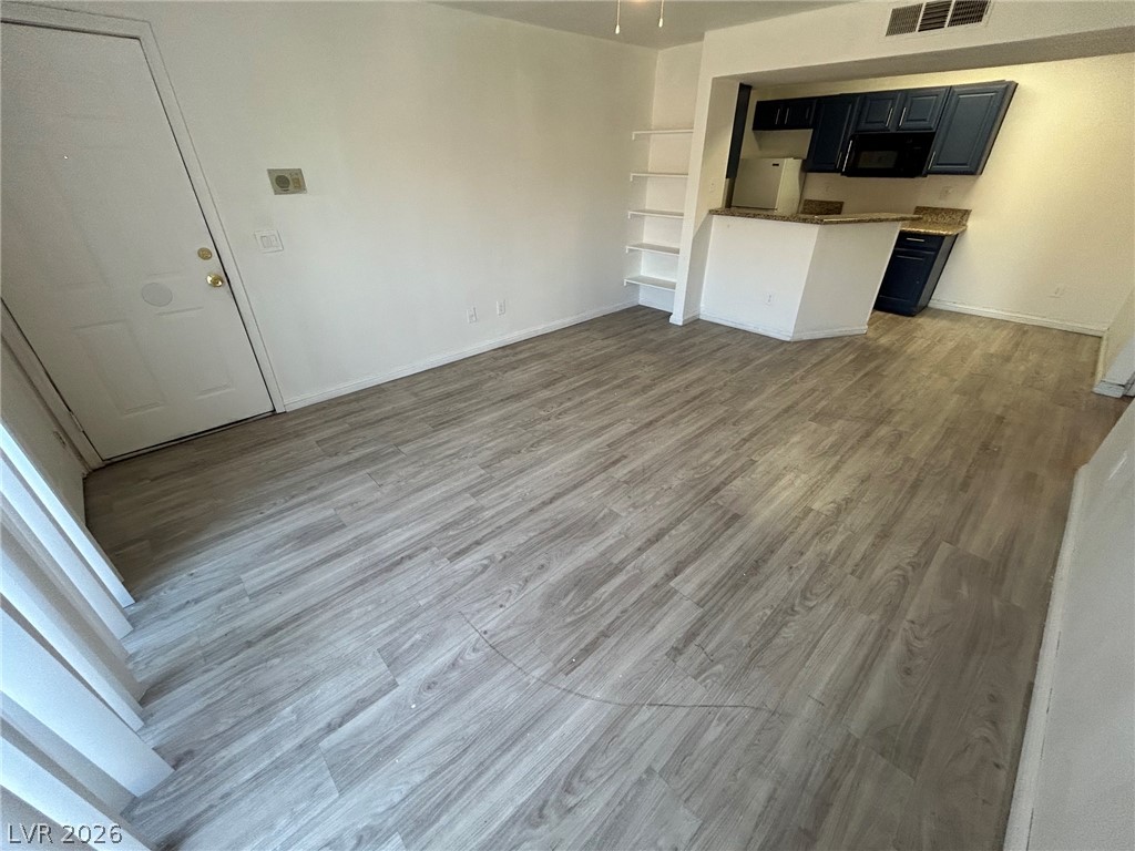 5154 South Jones Boulevard 202 Property Photo 6