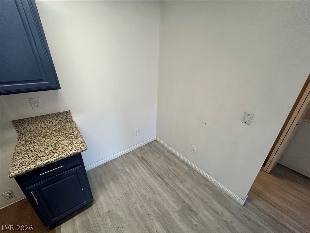 5154 South Jones Boulevard 202 Property Photo 9