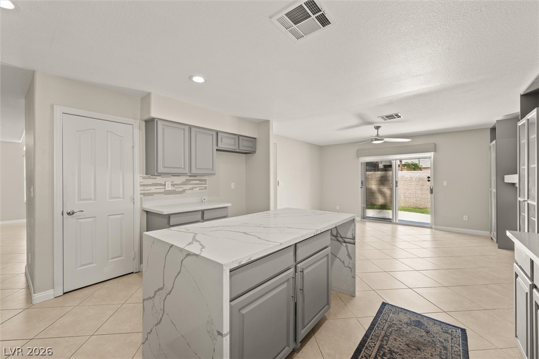 121 Golf Range Street Property Photo 14
