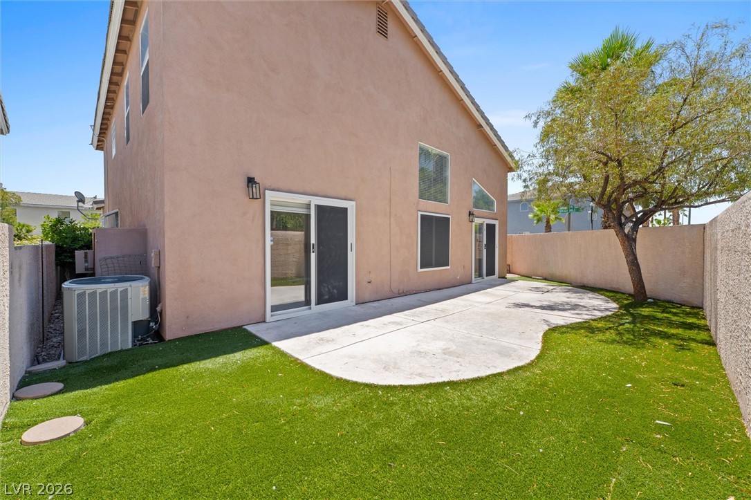 121 Golf Range Street Property Photo 36