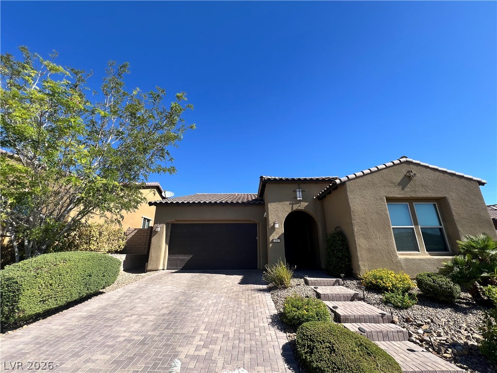 116 Colantonio Court Property Photo 1