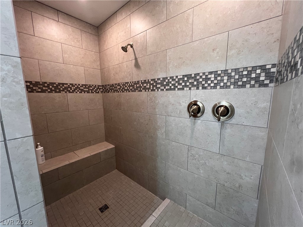 116 Colantonio Court Property Photo 7