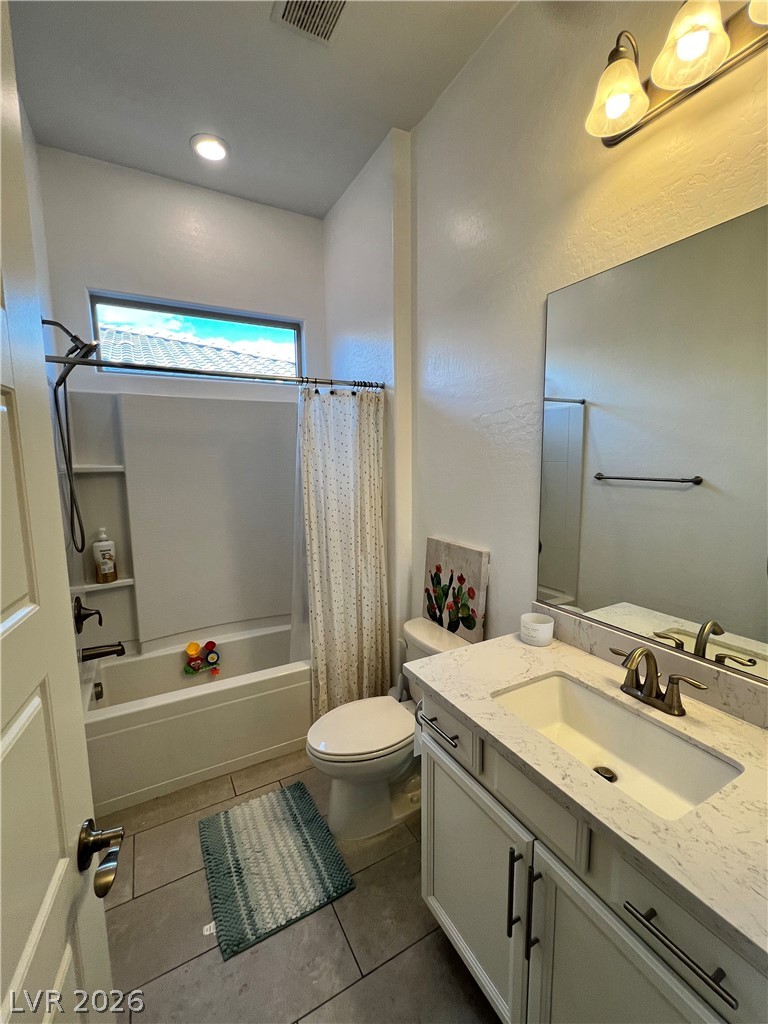 116 Colantonio Court Property Photo 22