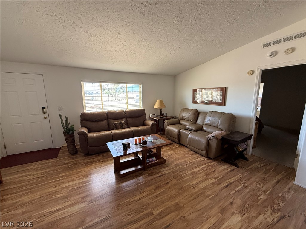 150 East 191st Street Property Photo 4