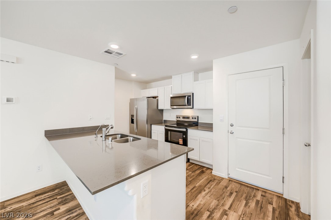 6109 Hibiscus Garden Street Property Photo 17