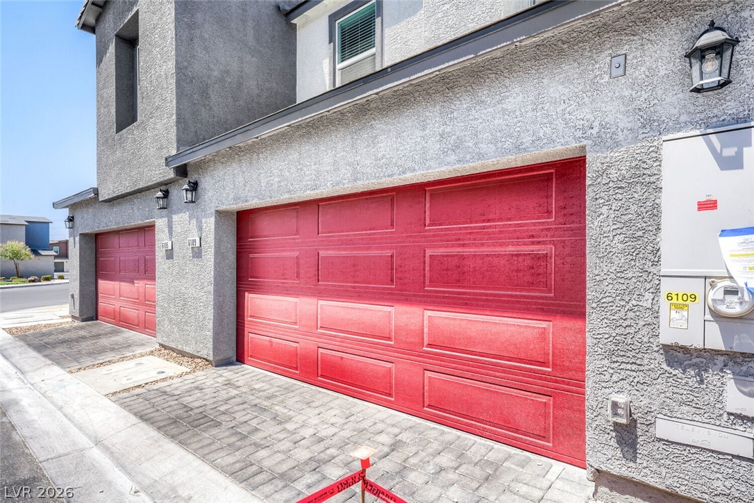 6109 Hibiscus Garden Street Property Photo 42