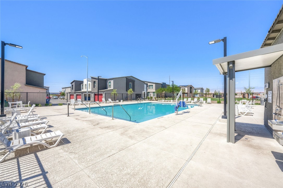 6109 Hibiscus Garden Street Property Photo 46