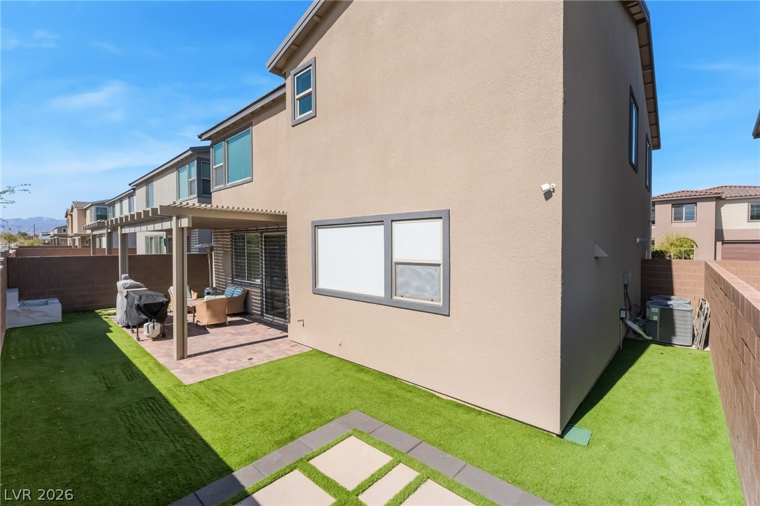 1305 Crimson Sunbird Avenue Property Photo 32