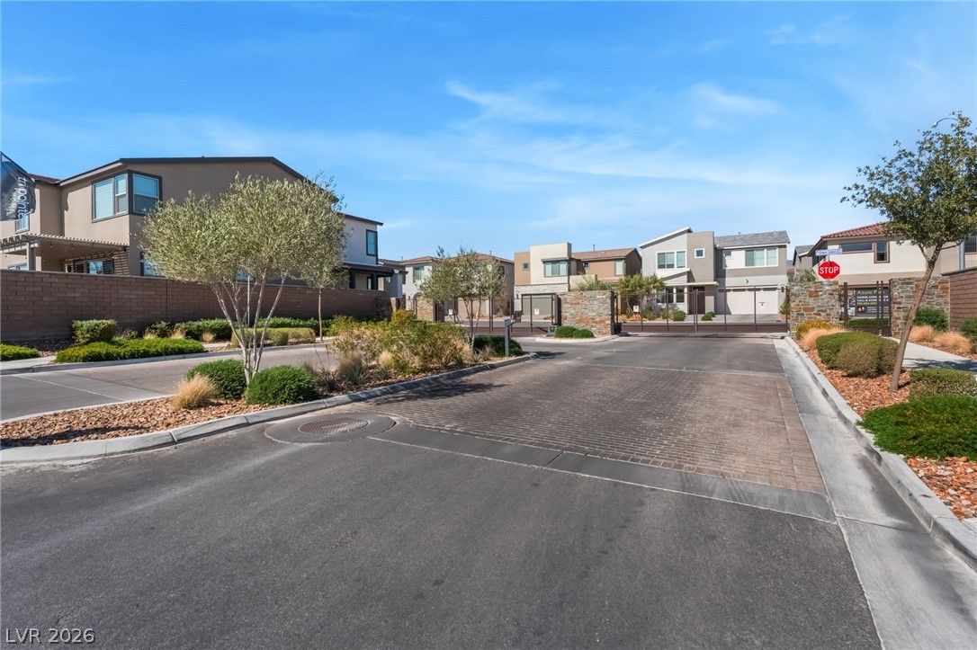 1305 Crimson Sunbird Avenue Property Photo 42