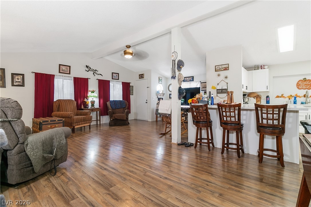 1690 Solano Lane Property Photo 10