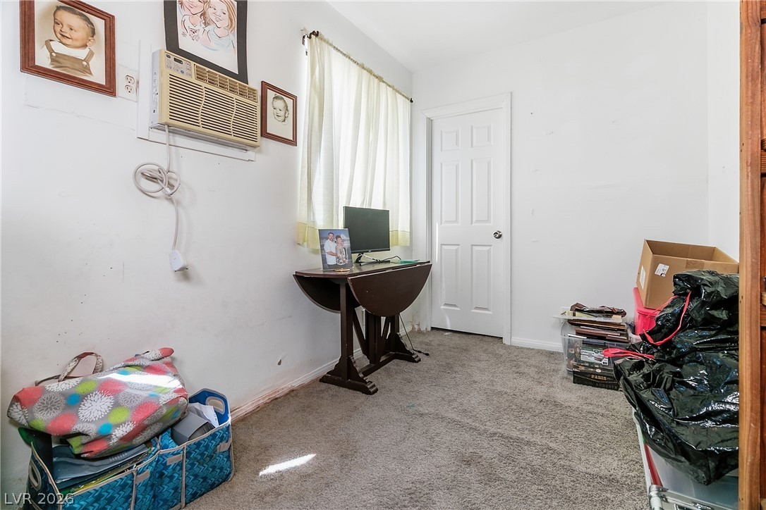 1690 Solano Lane Property Photo 31