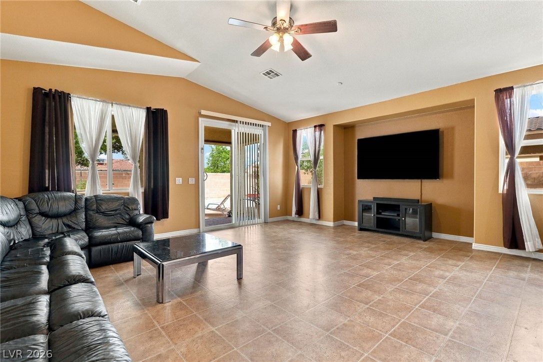 4713 Overlook Ranch Street Property Photo 9