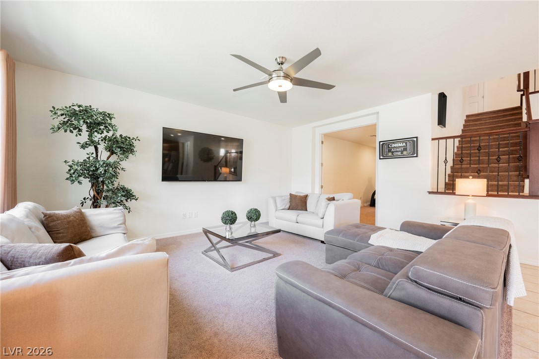 12253 Nasino Avenue Property Photo 11