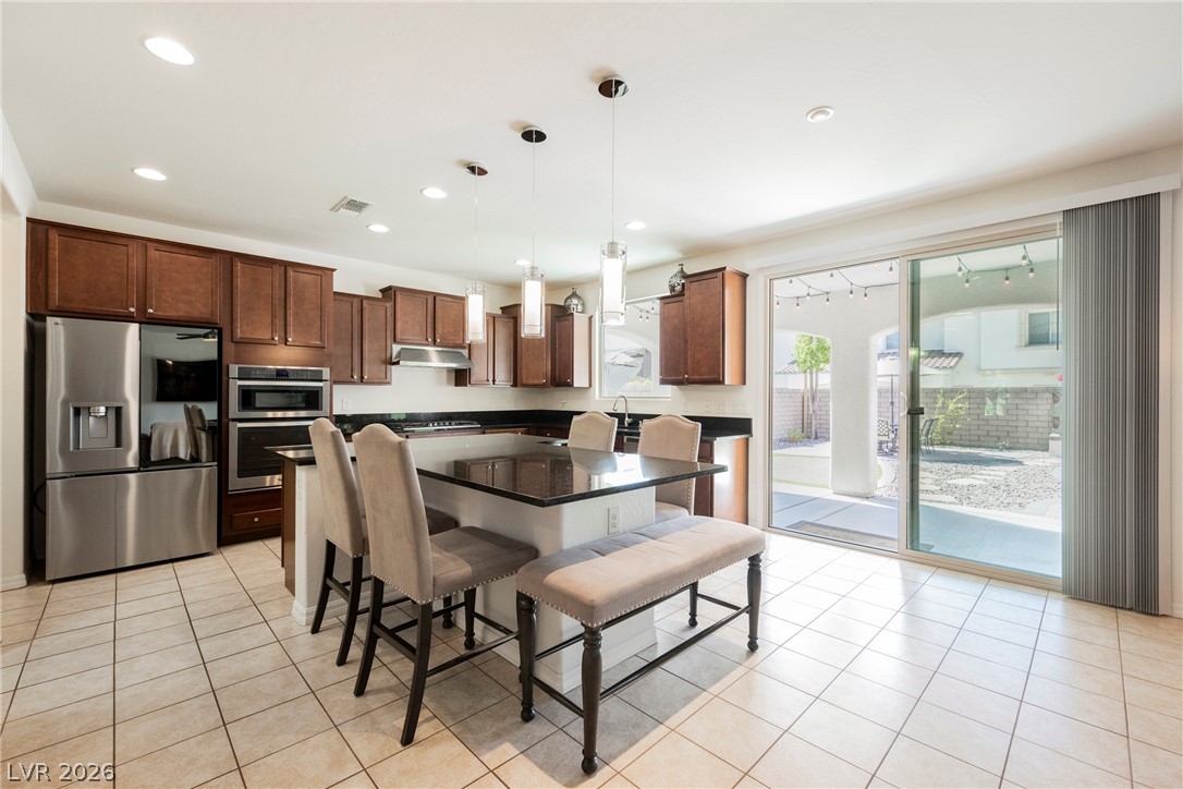 12253 Nasino Avenue Property Photo 14