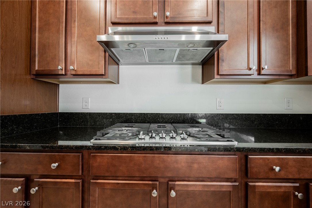 12253 Nasino Avenue Property Photo 19