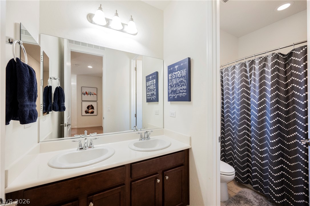 12253 Nasino Avenue Property Photo 46