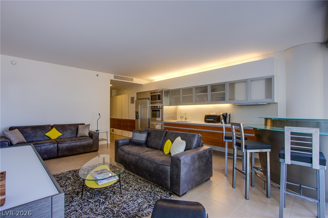 3722 Las Vegas Boulevard 810 Property Photo 7