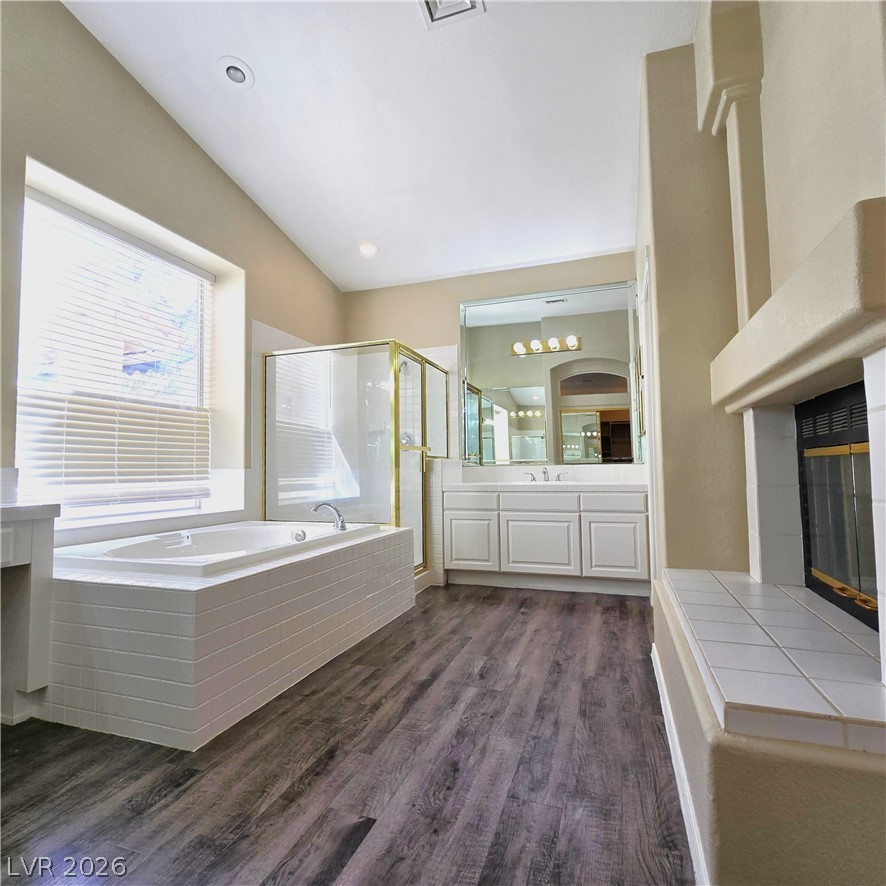1445 Castle Crest Drive Property Photo 18
