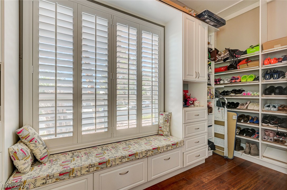 10800 Cedar Forest Avenue Property Photo 16