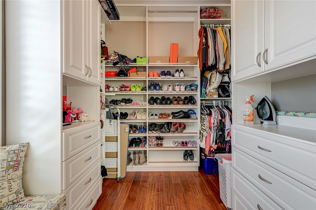10800 Cedar Forest Avenue Property Photo 17
