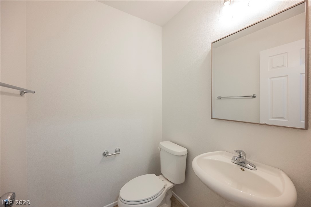 445 Royal Bridge Drive Property Photo 9