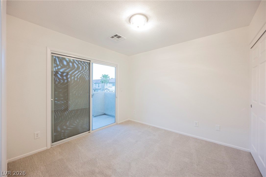 445 Royal Bridge Drive Property Photo 16