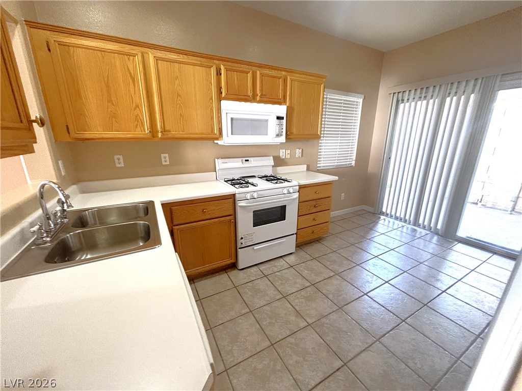 917 Veranda View Avenue Property Photo 6