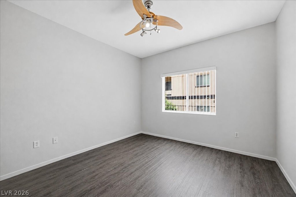 2291 West Horizon Ridge Parkway 5128 Property Photo 7