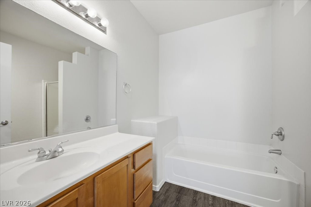 2291 West Horizon Ridge Parkway 5128 Property Photo 9