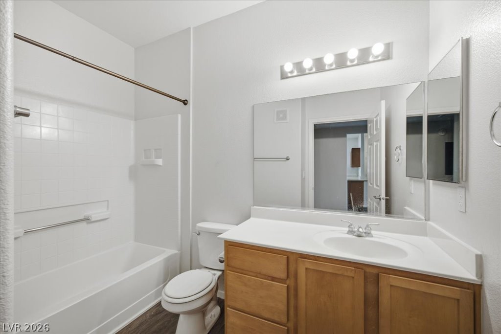 2291 West Horizon Ridge Parkway 5128 Property Photo 13