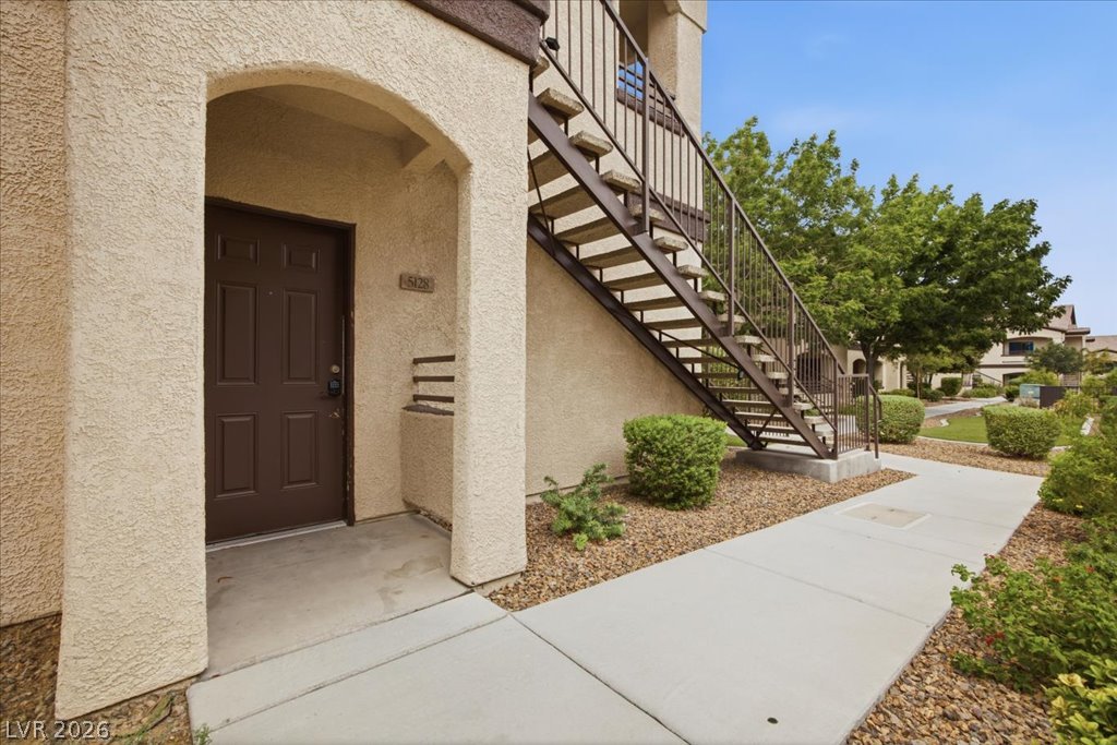 2291 West Horizon Ridge Parkway 5128 Property Photo 16