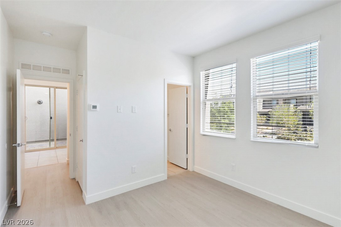 11604 Kindle Corner Avenue Property Photo 9