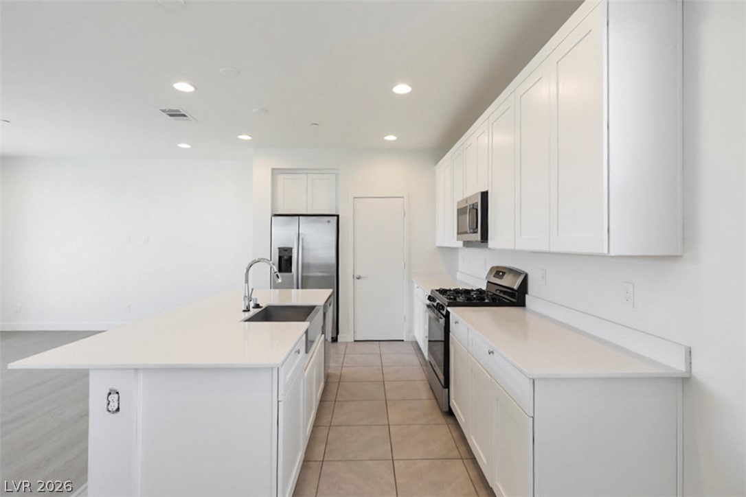 11604 Kindle Corner Avenue Property Photo 22