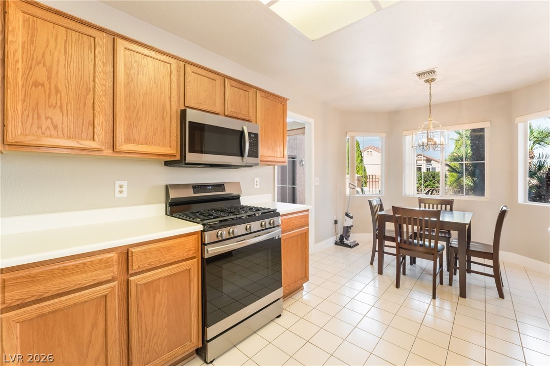 8841 Faircrest Drive Property Photo 12