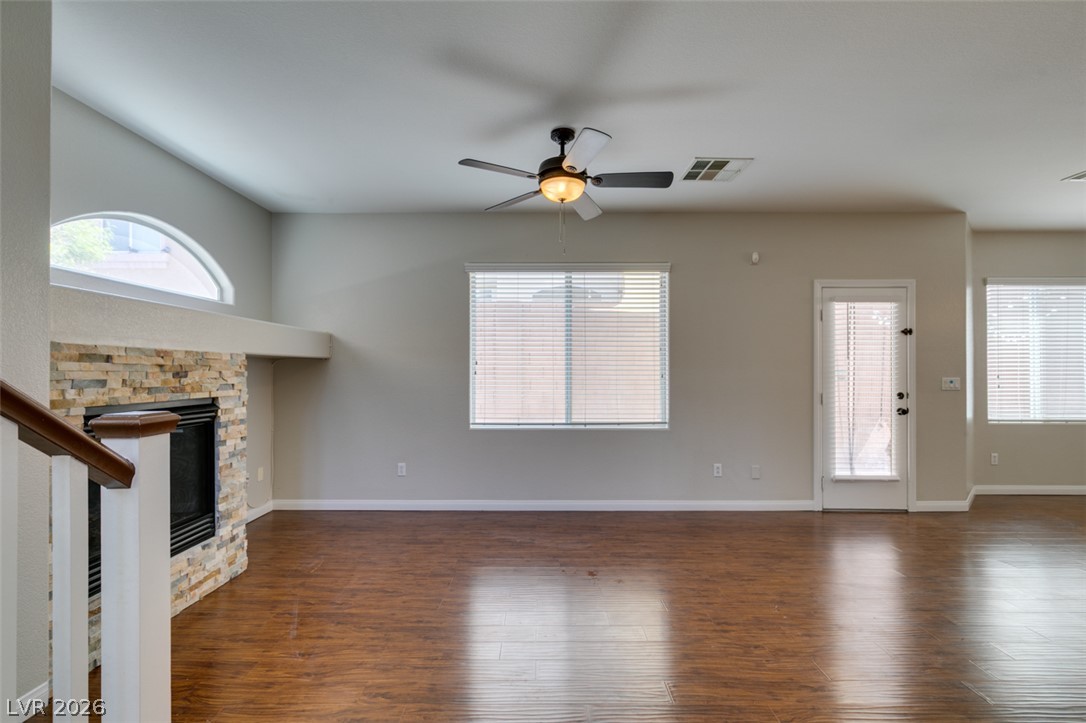 9341 Colorful Rainbow Avenue Property Photo 4