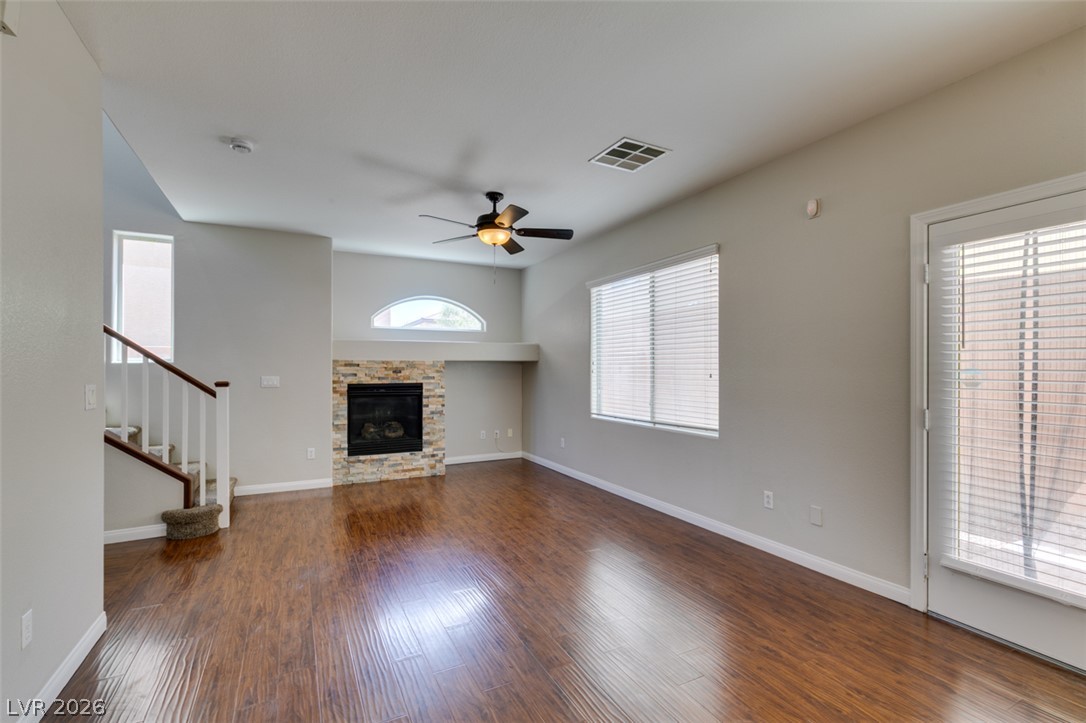 9341 Colorful Rainbow Avenue Property Photo 7