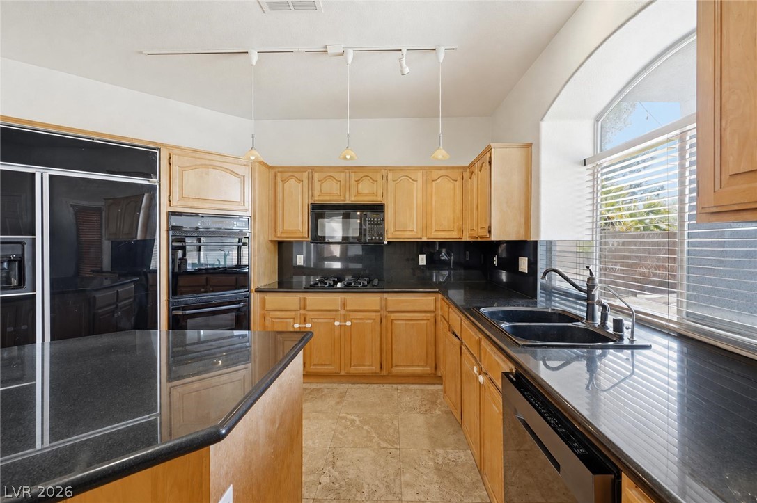 277 Maritime Street Property Photo 19
