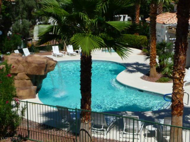 7605 Rolling View Drive 101 Property Photo 23