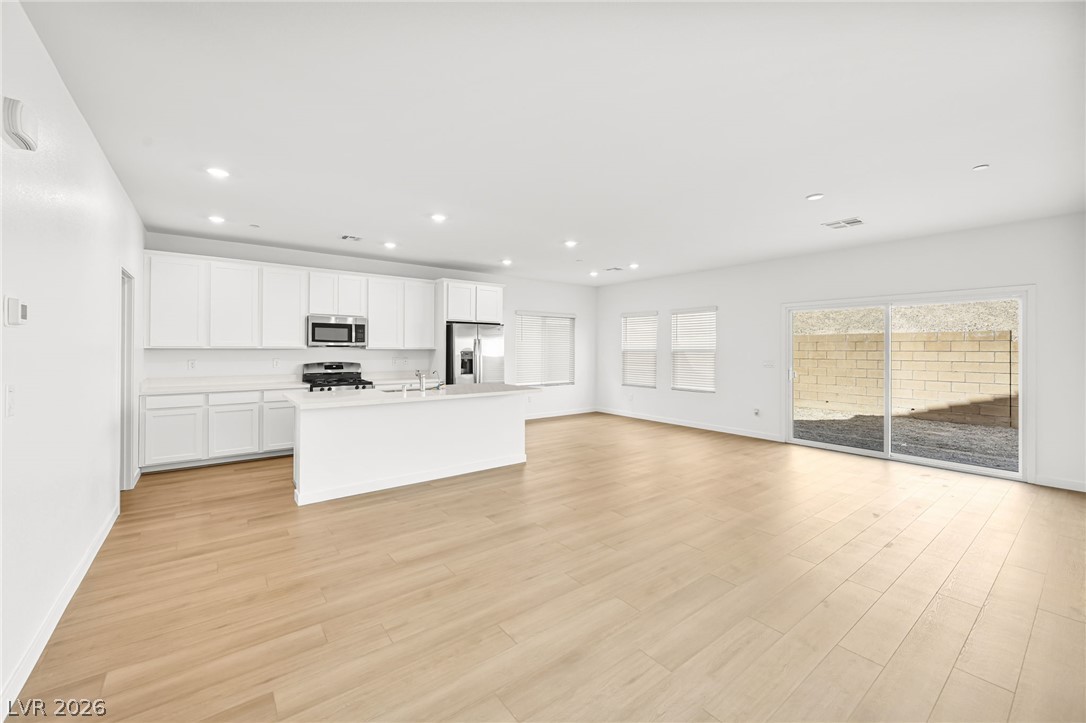 3363 Dancing Waters Street Property Photo 3