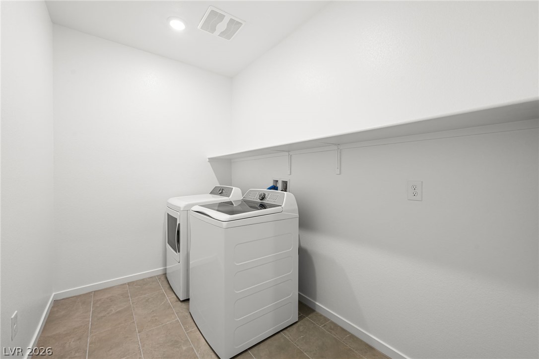 3363 Dancing Waters Street Property Photo 25