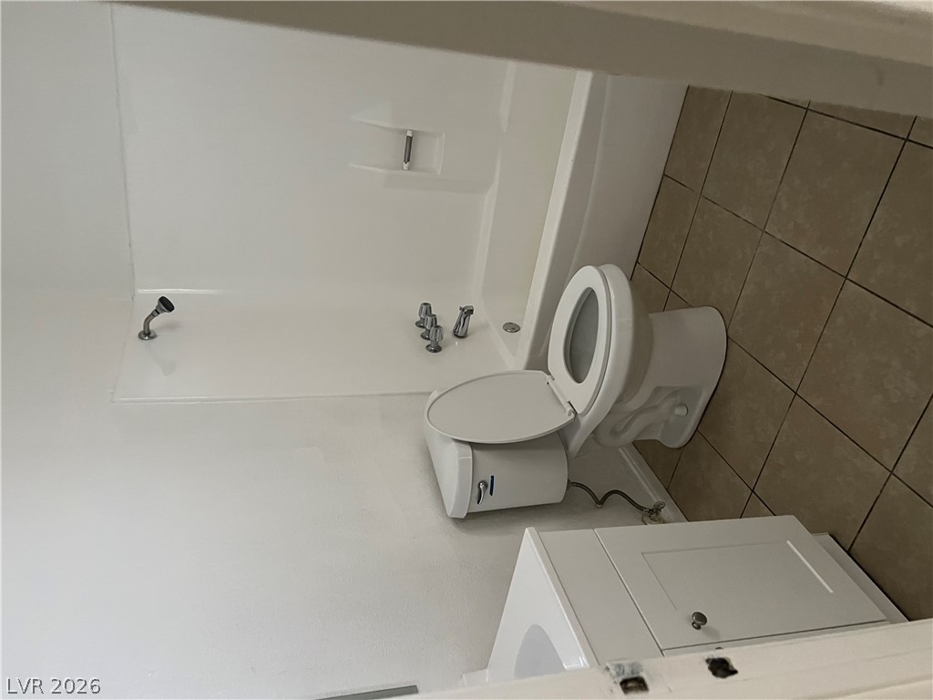 5422 Swenson Street 9 Property Photo 8