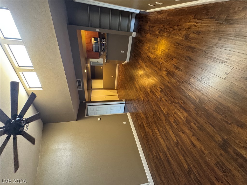 5146 South Jones Bl Boulevard 201 Property Photo 15