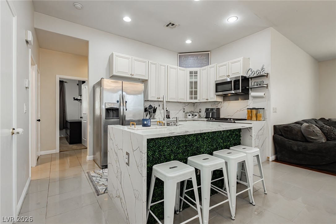2632 Rainbow Glow Street Property Photo 6