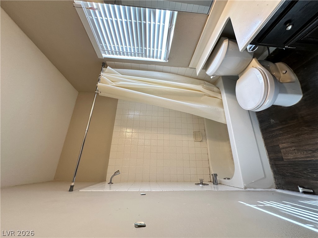 7873 Blue Brook Drive Property Photo 6