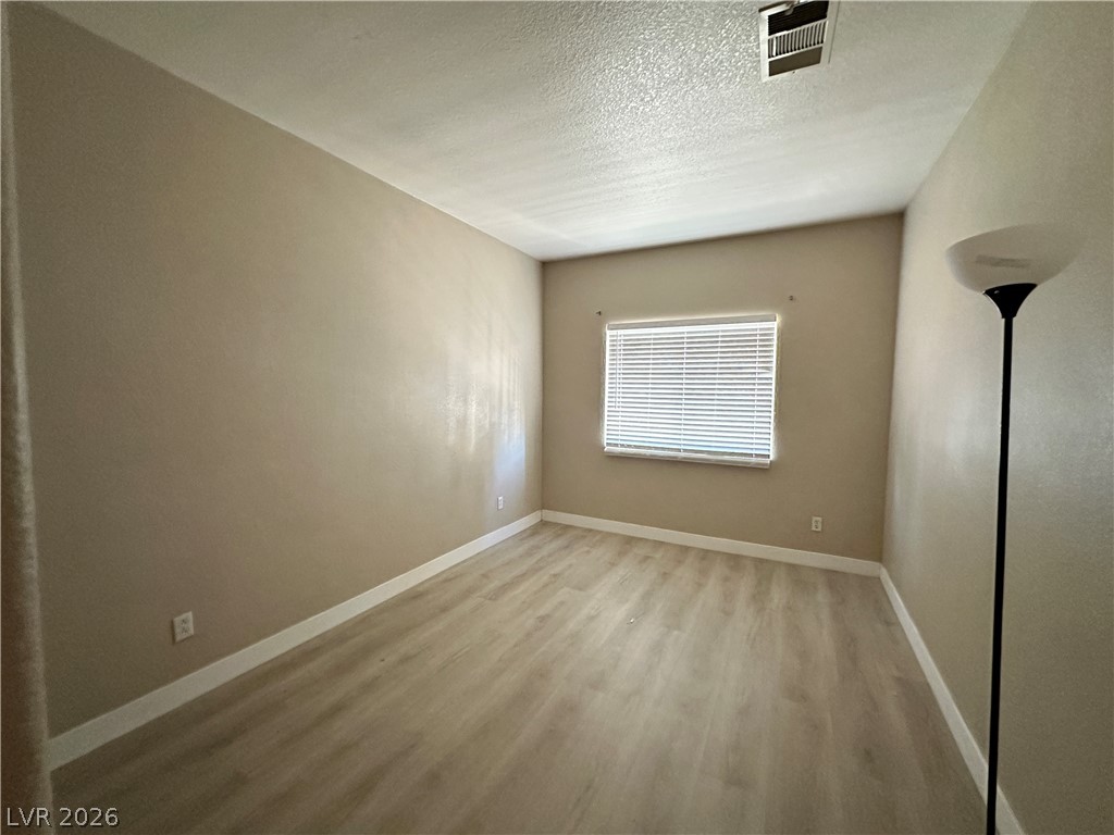 7873 Blue Brook Drive Property Photo 7
