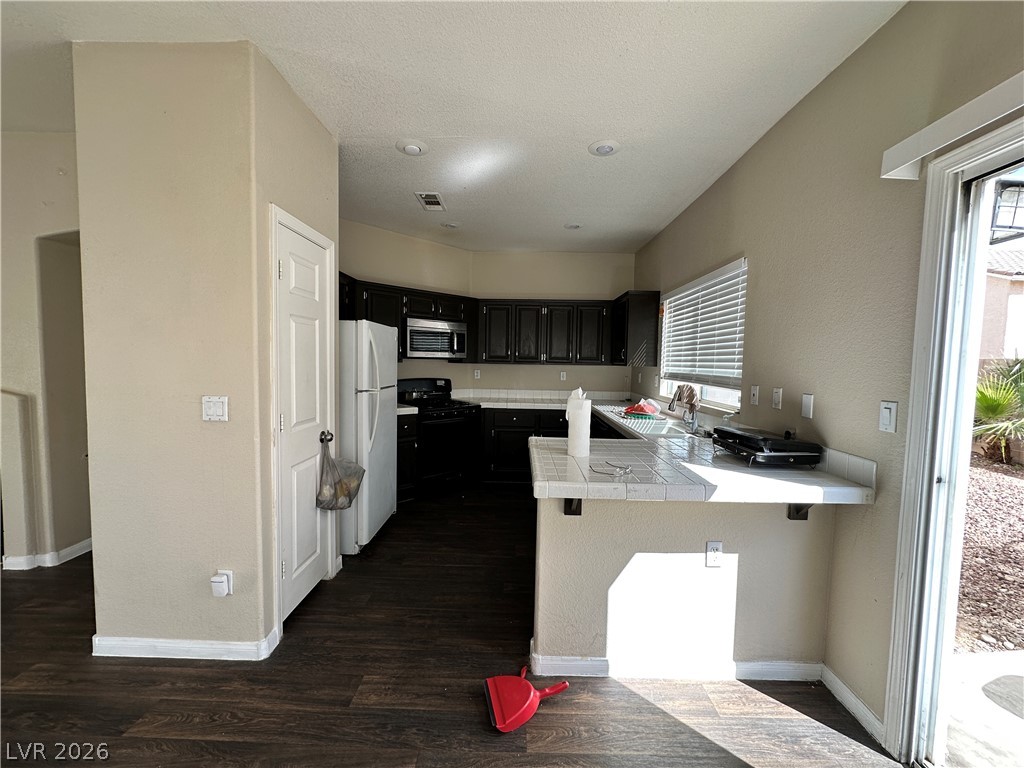 7873 Blue Brook Drive Property Photo 10