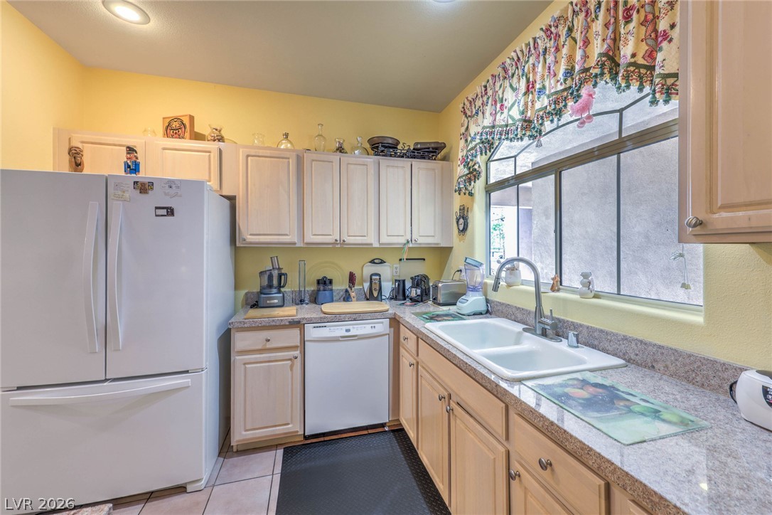 101 Breezy Tree Court 203 Property Photo 6